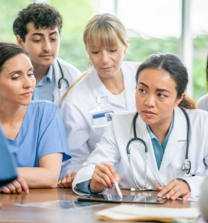Maniba_RCM_Billing_Training_Page_Doctors_Taking_Training